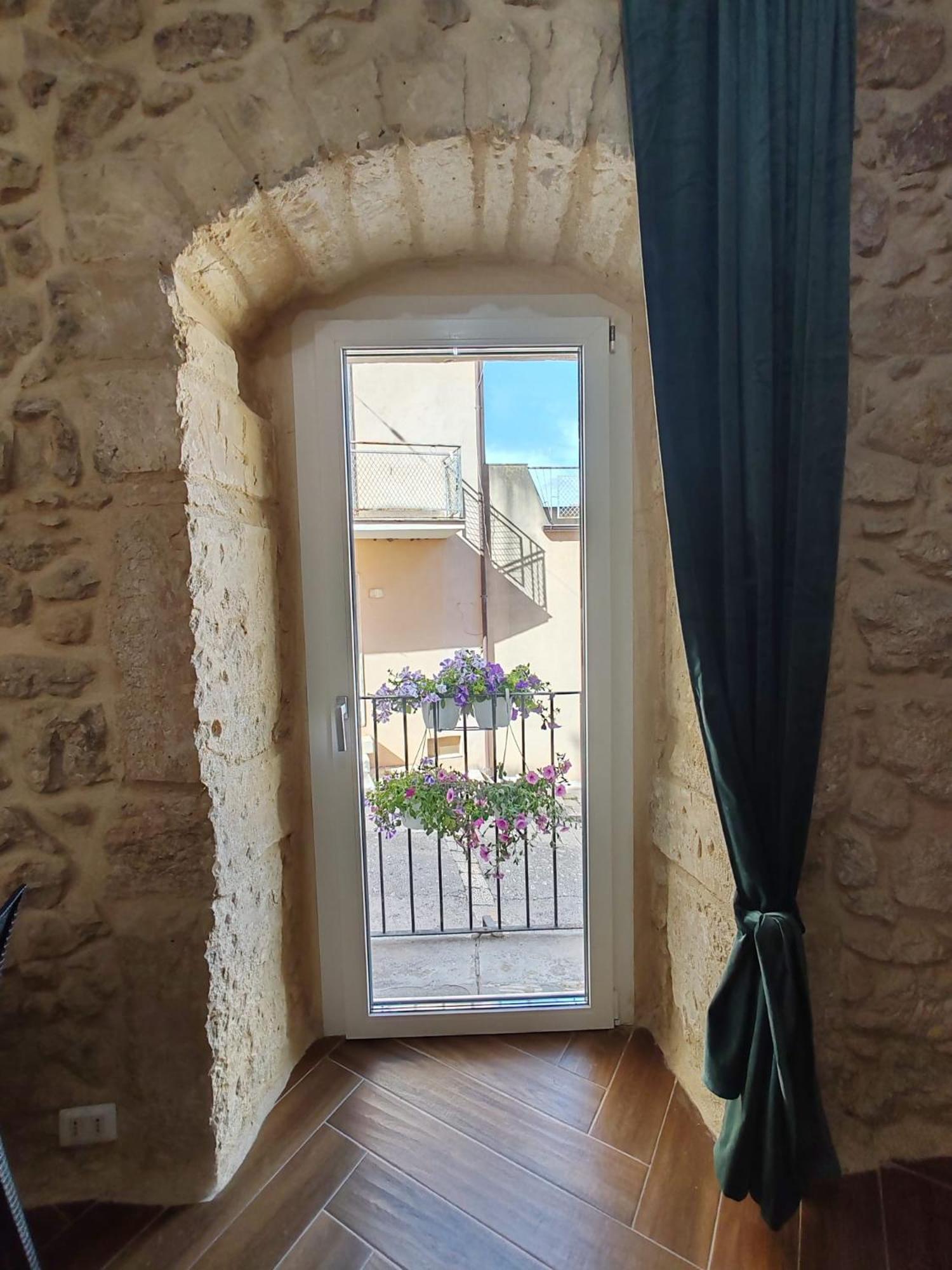 Casa Maraura Apartment Ragusa Bagian luar foto